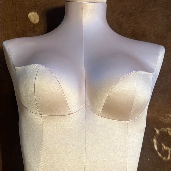 Cream Bustier Mannequin size S - Picture 2 of 7